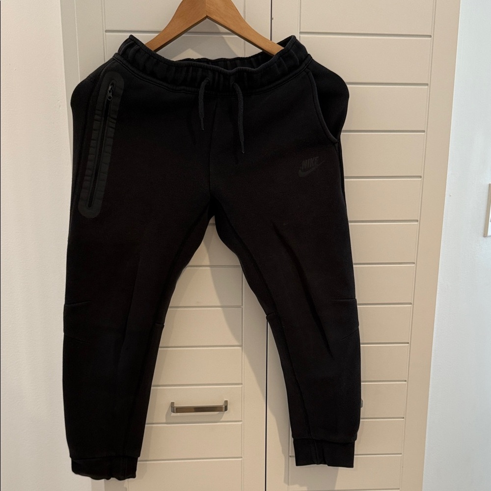 Nike Boys Nike tech Black Sweatpants